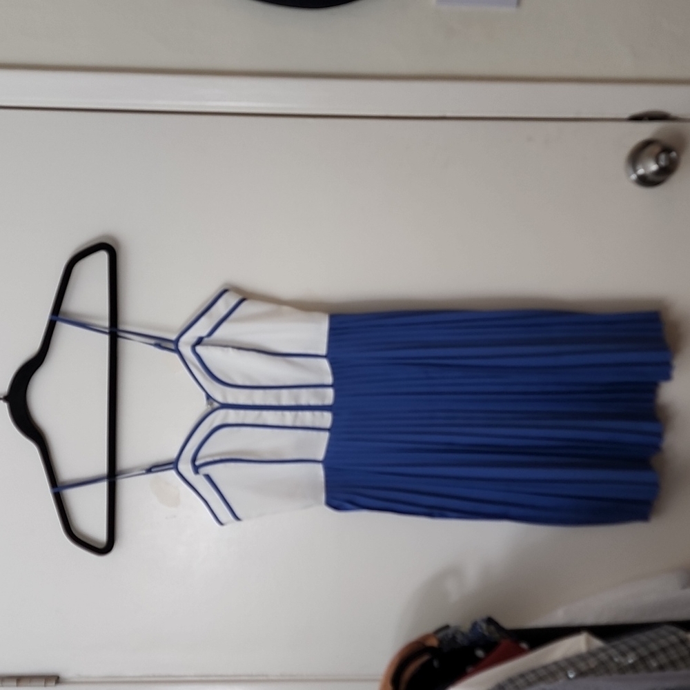 Coincidence and chance size xs pleated dress